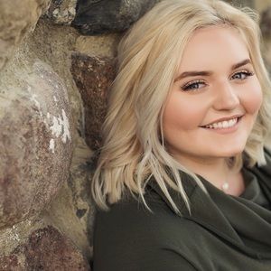 Meet your Posher, Abby